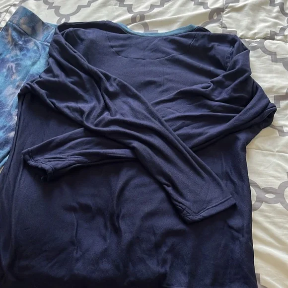 Ladies Long Sleeved Pajama Set - Picture 7 of 12